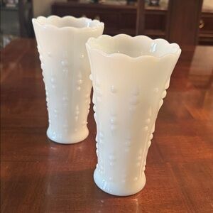 2 Vintage Anchor Hocking Milk Glass Vases Teardrop Arrows Dots Hobnail